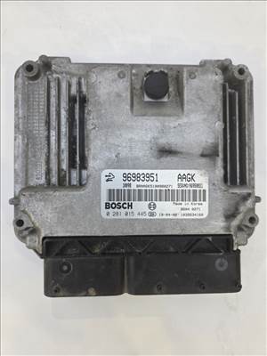 Chevrolet Cruze Bosch EDC16C39 2.0 dízel motorvezérlő ECU [0281015445]